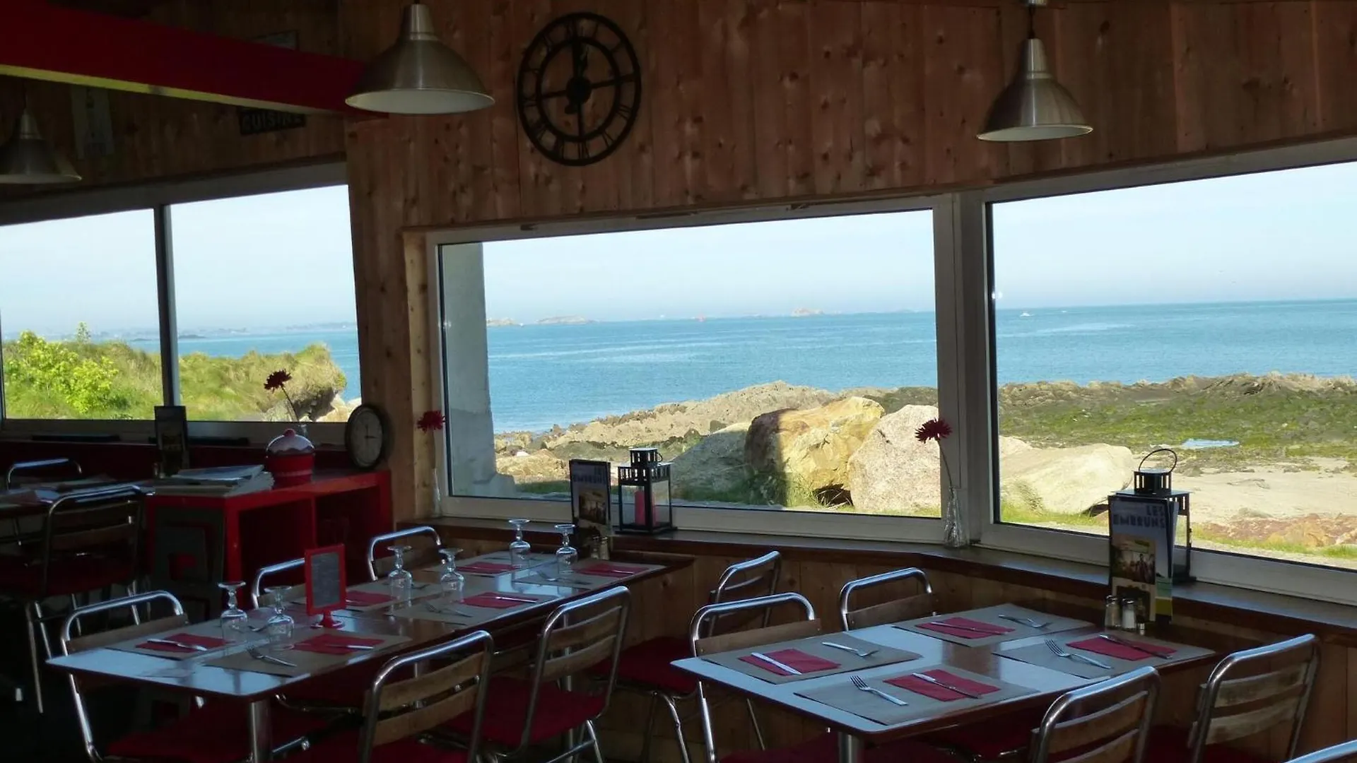 פלוגאסנו Small Premium Cottage, A Nugget By The Sea בית נופש